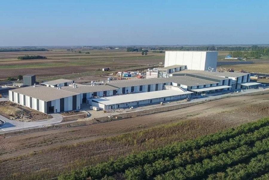 Átadták Európa egyik legnagyobb szárnyasüzemét Mélykúton